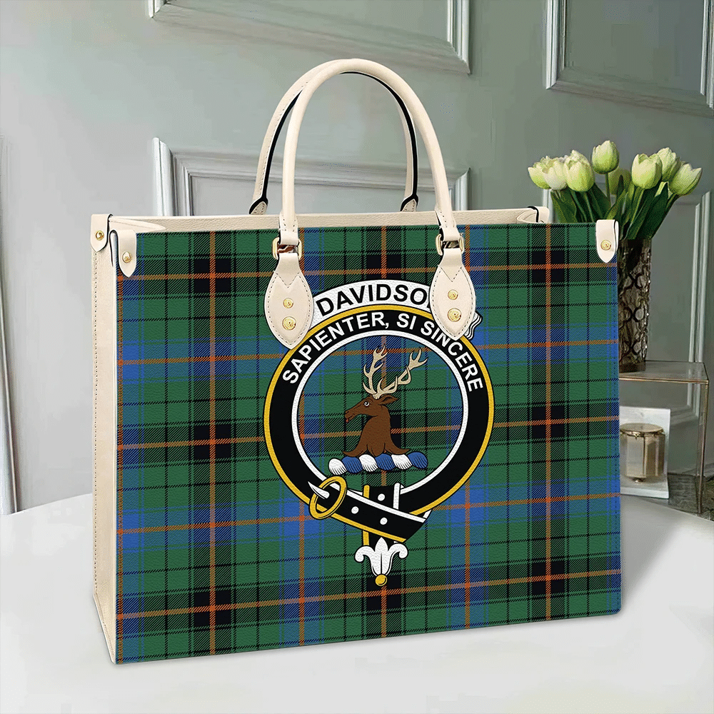 Clan Davidson Ancient Tartan Crest Leather Bag WQ93 Clan Davidson Tartan Today   