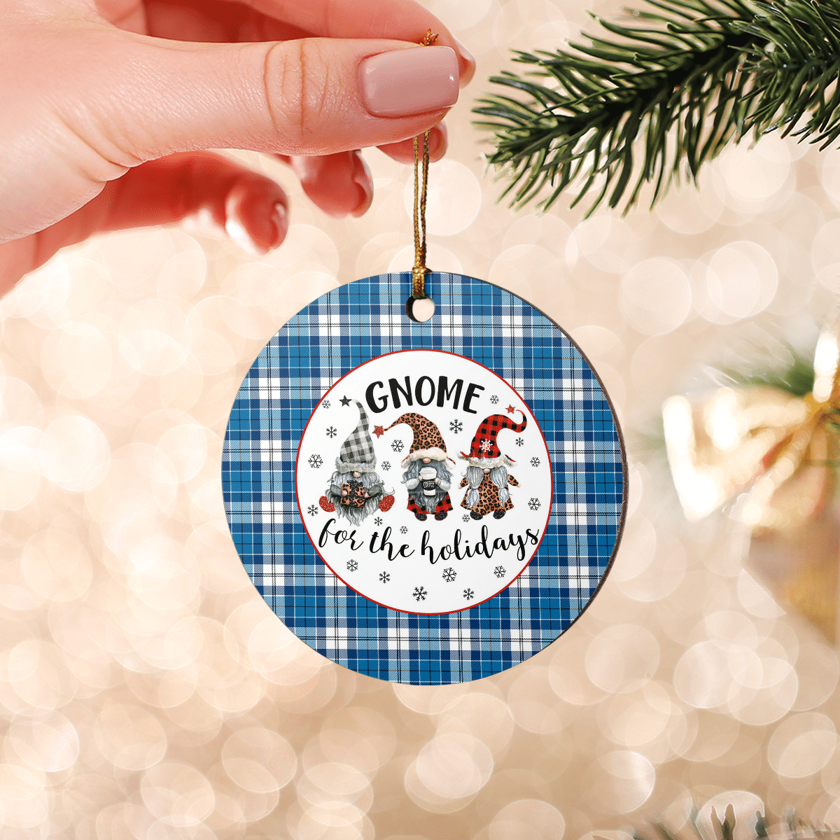 Clan Strathclyde District Tartan Tartan Crest Gnome Round Ceramic Ornament VF83 Strathclyde District Tartan Tartan Christmas   