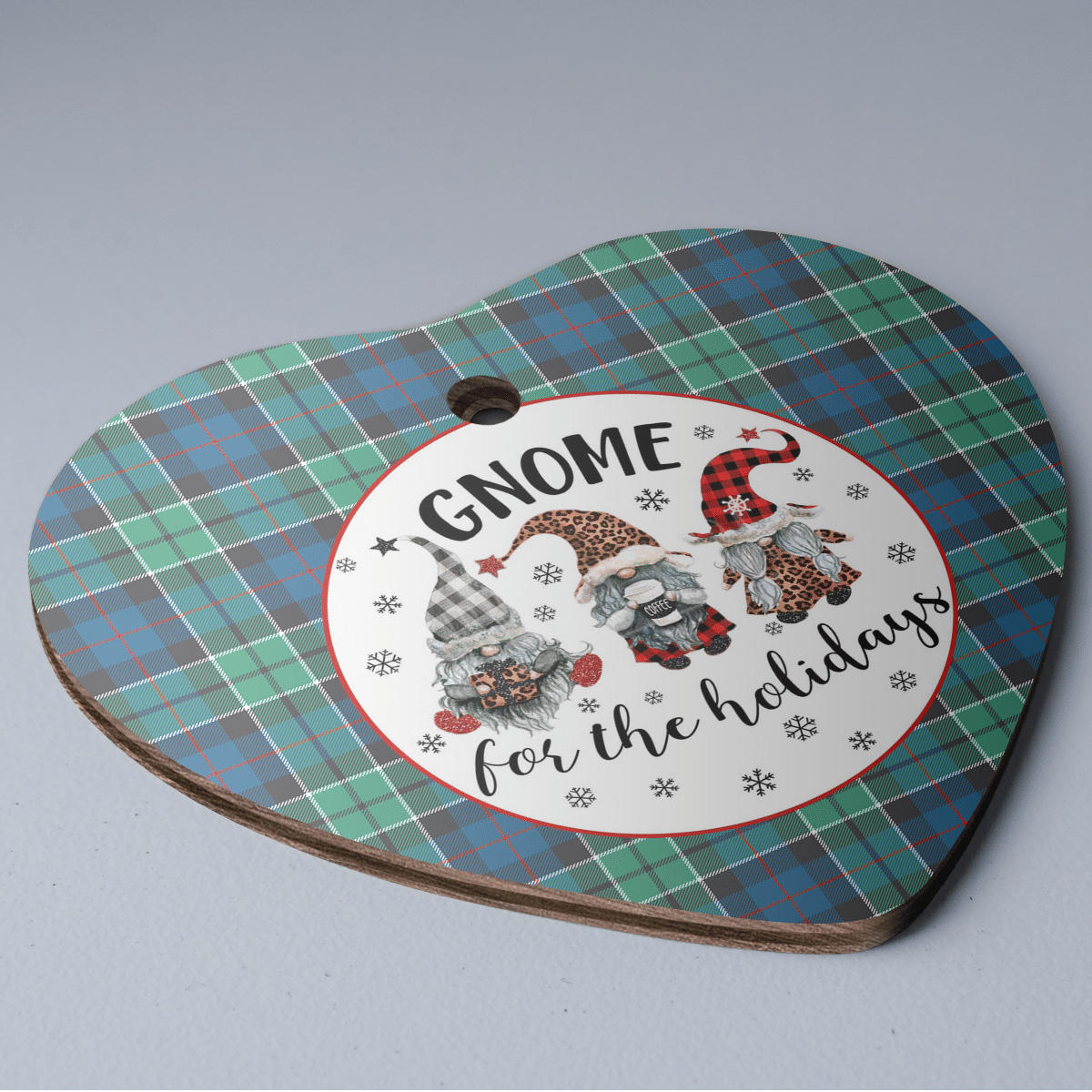 Clan Leslie Hunting Ancient Tartan Tartan Crest Gnome Heart Ceramic Ornament GM15 Leslie Hunting Ancient Tartan Tartan Christmas   