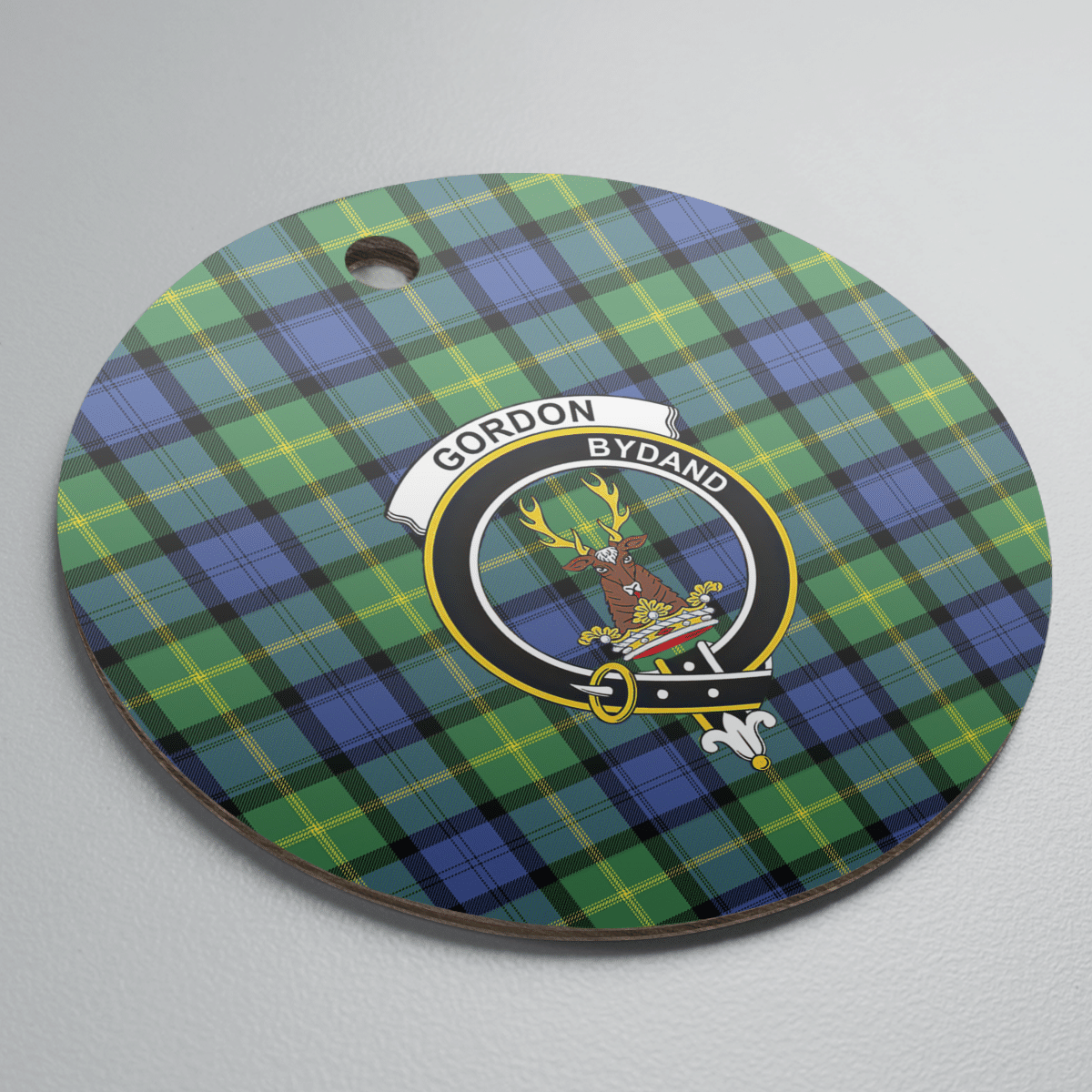 Clan Gordon Old Ancient Tartan Crest Round Ceramic Ornament IJ98 Gordon Old Ancient Tartan Tartan Christmas   