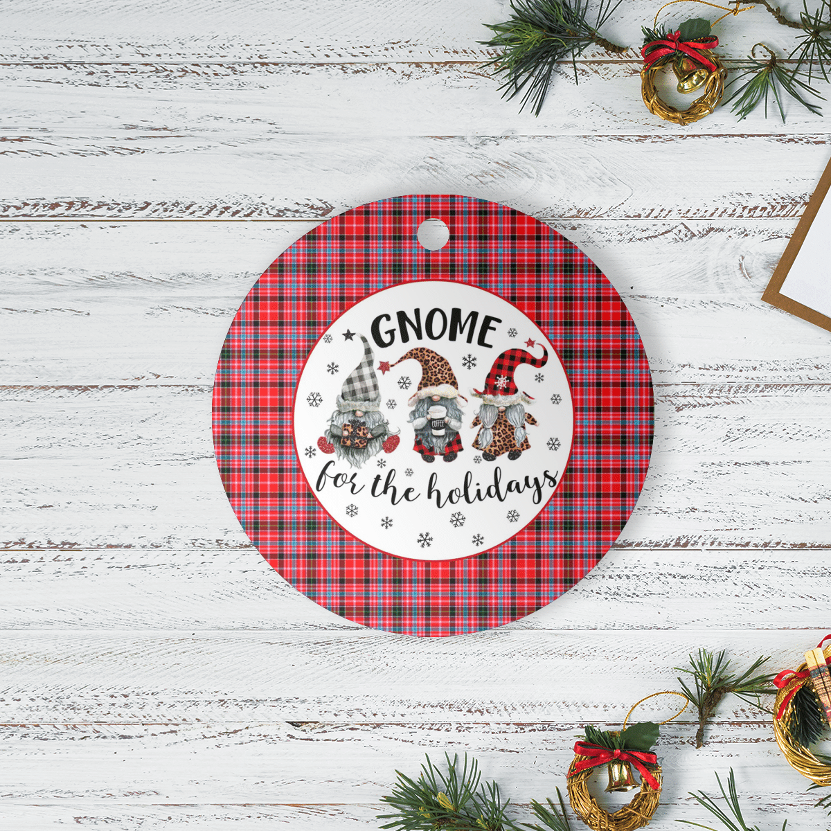 Clan Straiton Aderbeen Tartan Tartan Crest Gnome Round Ceramic Ornament PK15 Straiton Aderbeen Tartan Tartan Christmas   