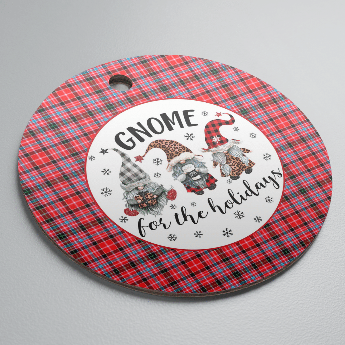 Clan Straiton Aderbeen Tartan Tartan Crest Gnome Round Ceramic Ornament PK15 Straiton Aderbeen Tartan Tartan Christmas   