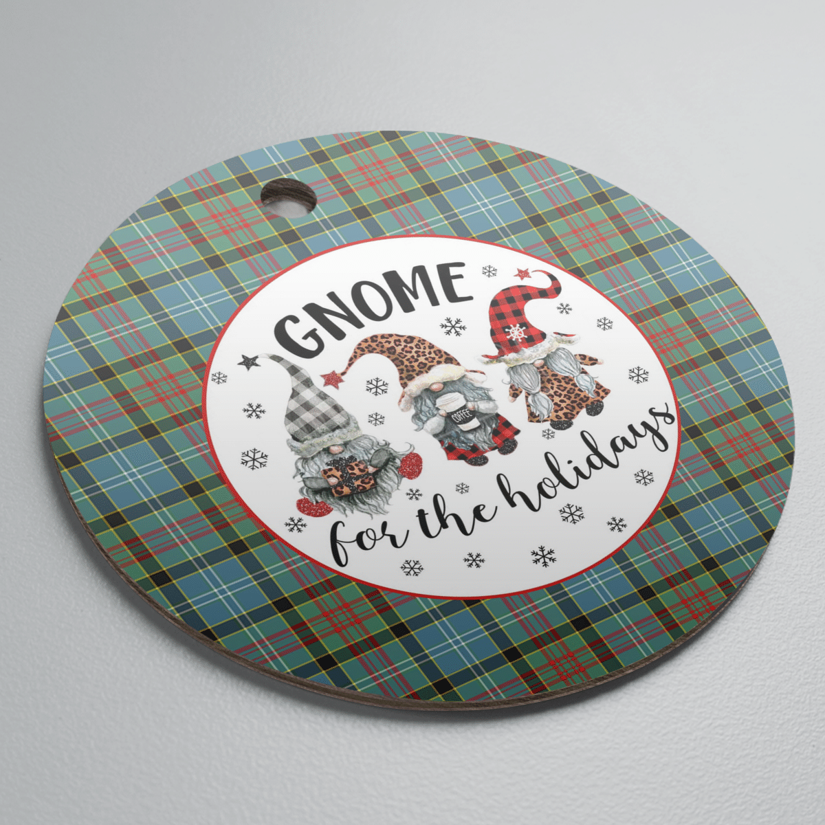 Clan Walkinshaw Tartan Tartan Crest Gnome Round Ceramic Ornament MJ58 Walkinshaw Tartan Tartan Christmas   