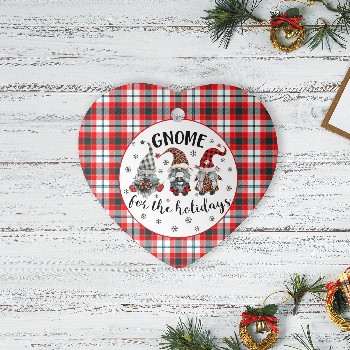 Clan Glasgow District Tartan Tartan Crest Gnome Heart Ceramic Ornament TT97 Glasgow District Tartan Tartan Christmas   