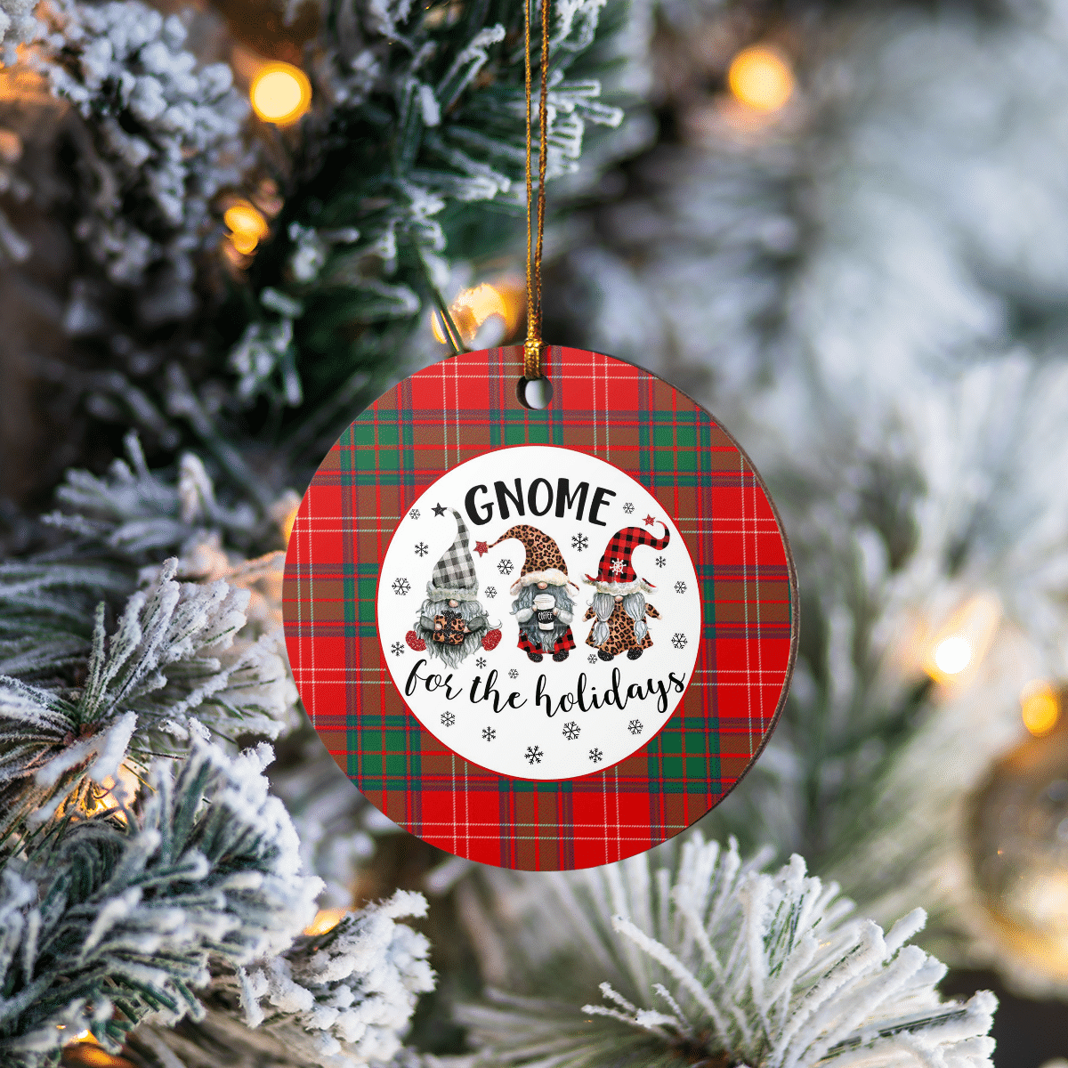 Clan Chisholm Modern Tartan Tartan Crest Gnome Round Ceramic Ornament ZF29 Chisholm Modern Tartan Tartan Christmas   