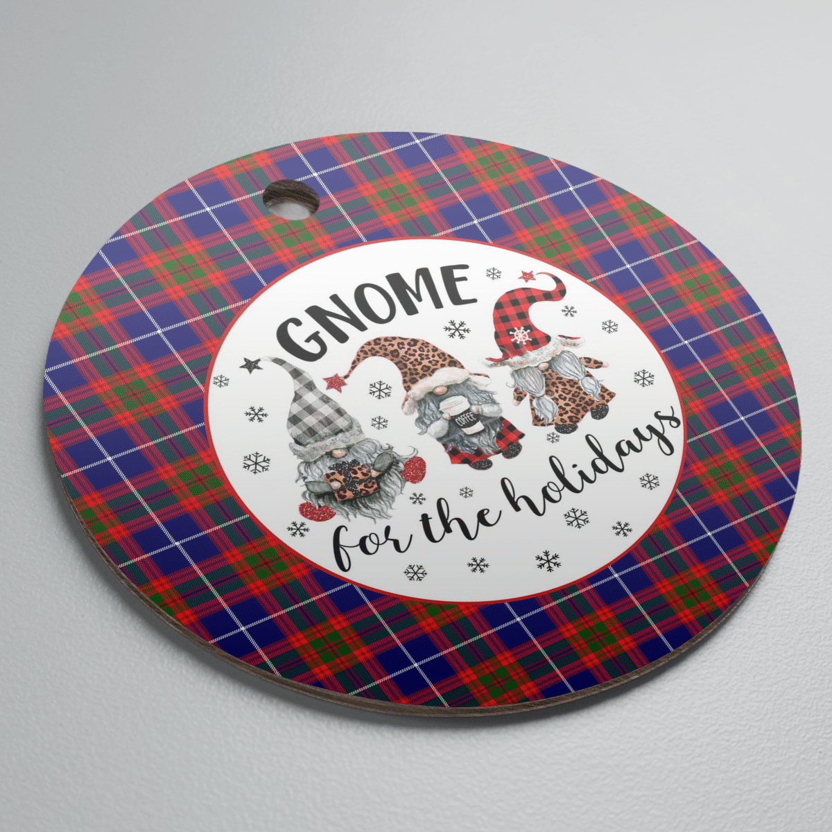 Clan Edinburgh District Tartan Tartan Crest Gnome Round Ceramic Ornament JY12 Edinburgh District Tartan Tartan Christmas   