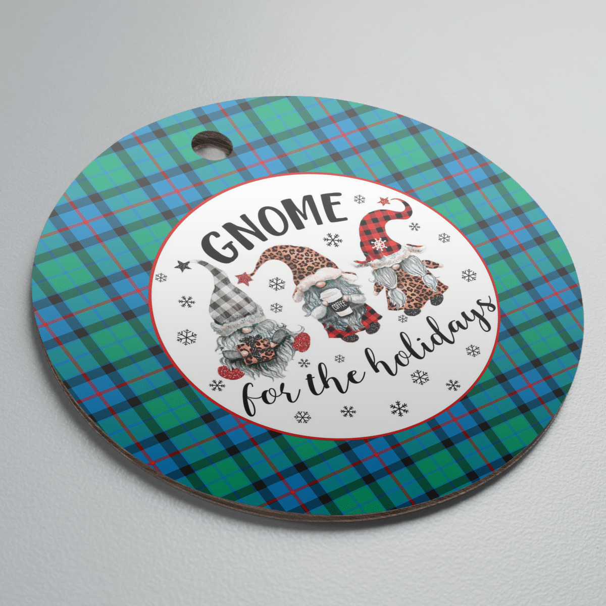 Clan Flower Of Scotland Tartan Tartan Crest Gnome Round Ceramic Ornament SO83 Flower Of Scotland Tartan Tartan Christmas   