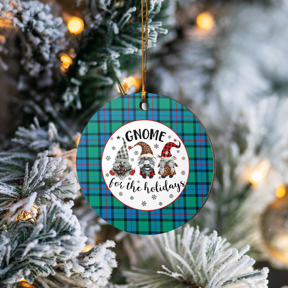 Clan Flower Of Scotland Tartan Tartan Crest Gnome Round Ceramic Ornament SO83 Flower Of Scotland Tartan Tartan Christmas   