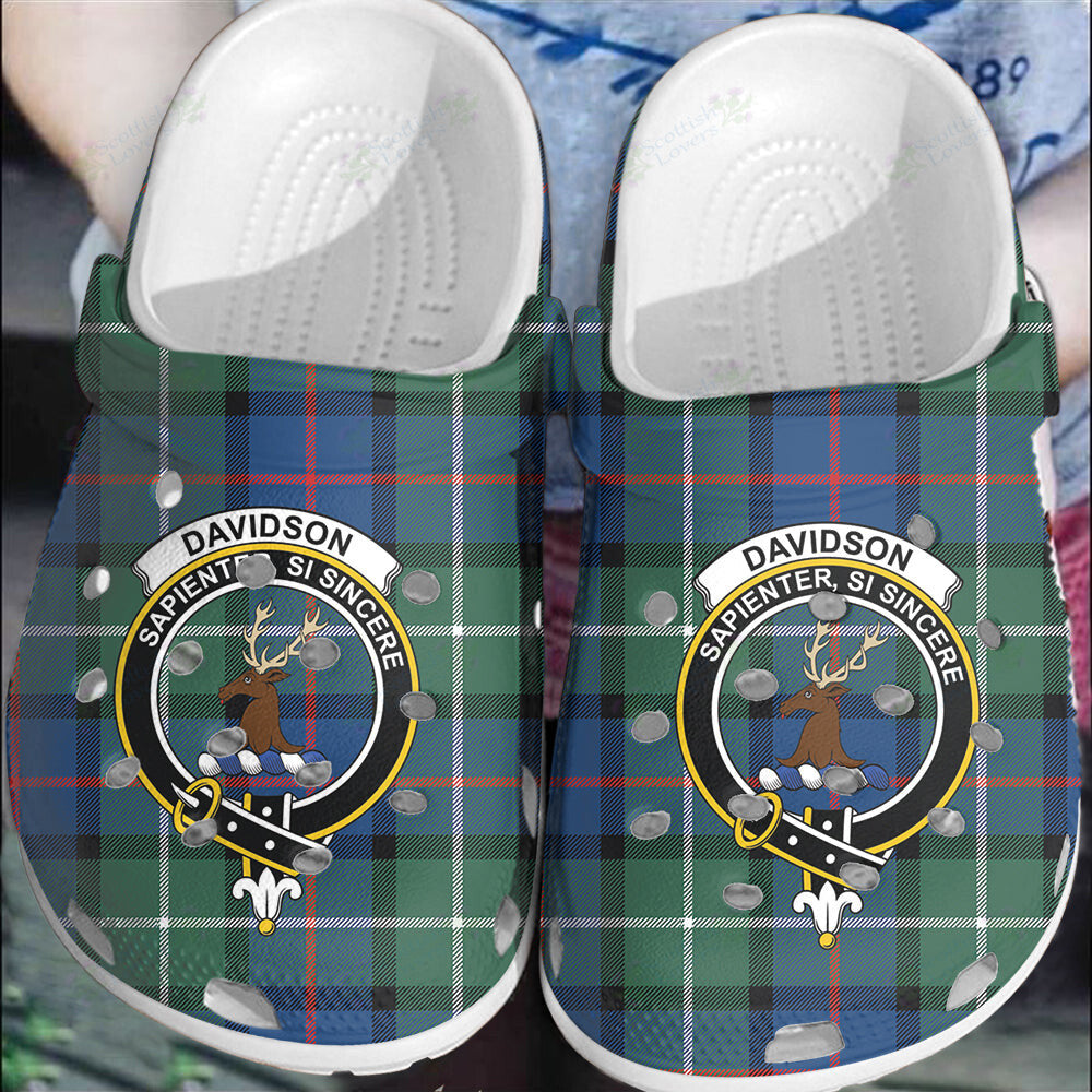 Clan Davidson of Tulloch Tartan Crest Clogs Classic SM38 Davidson of Tulloch Tartan Tartan Today   