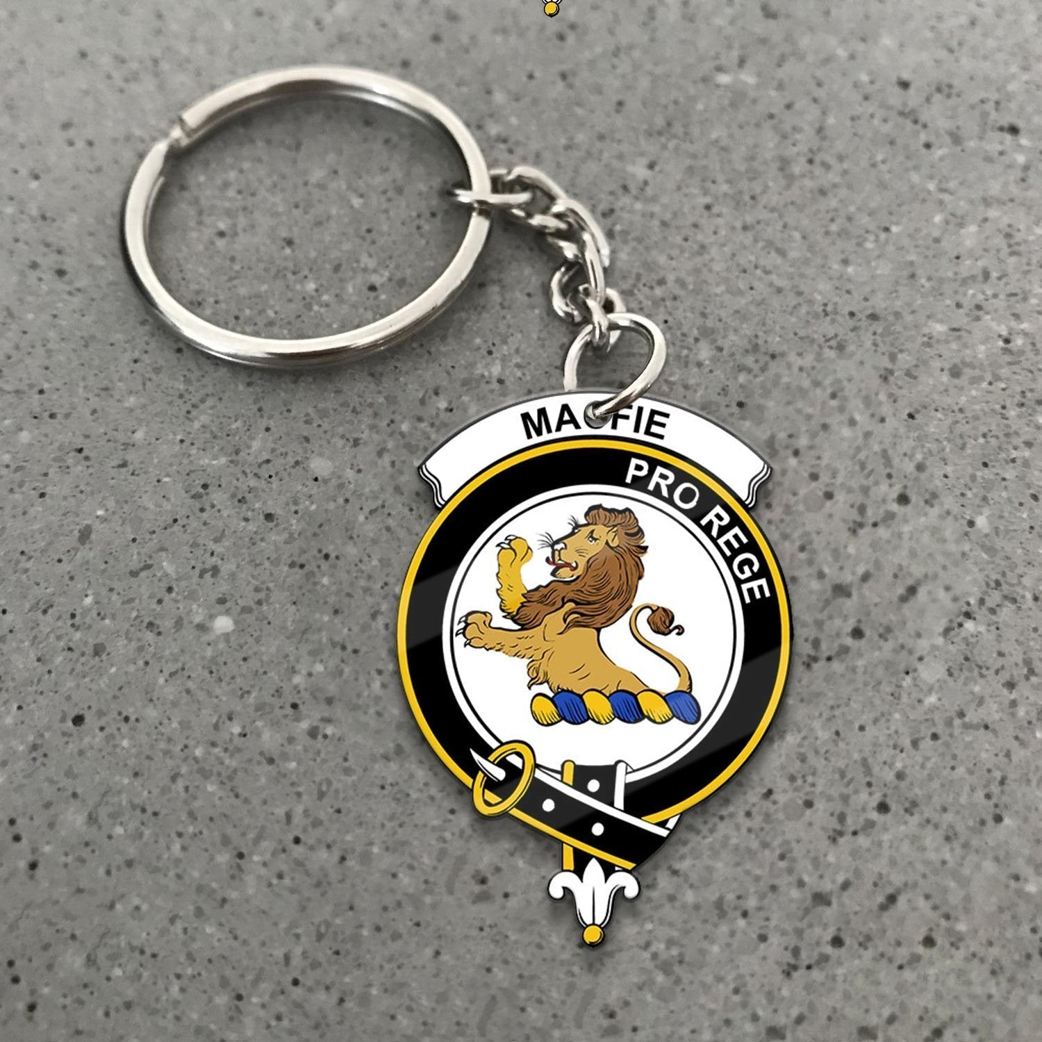 Clan MacFie (of Dreghorn) Tartan Crest Keychain GQ16 Clan MacPhee_MacFie Tartan Today   