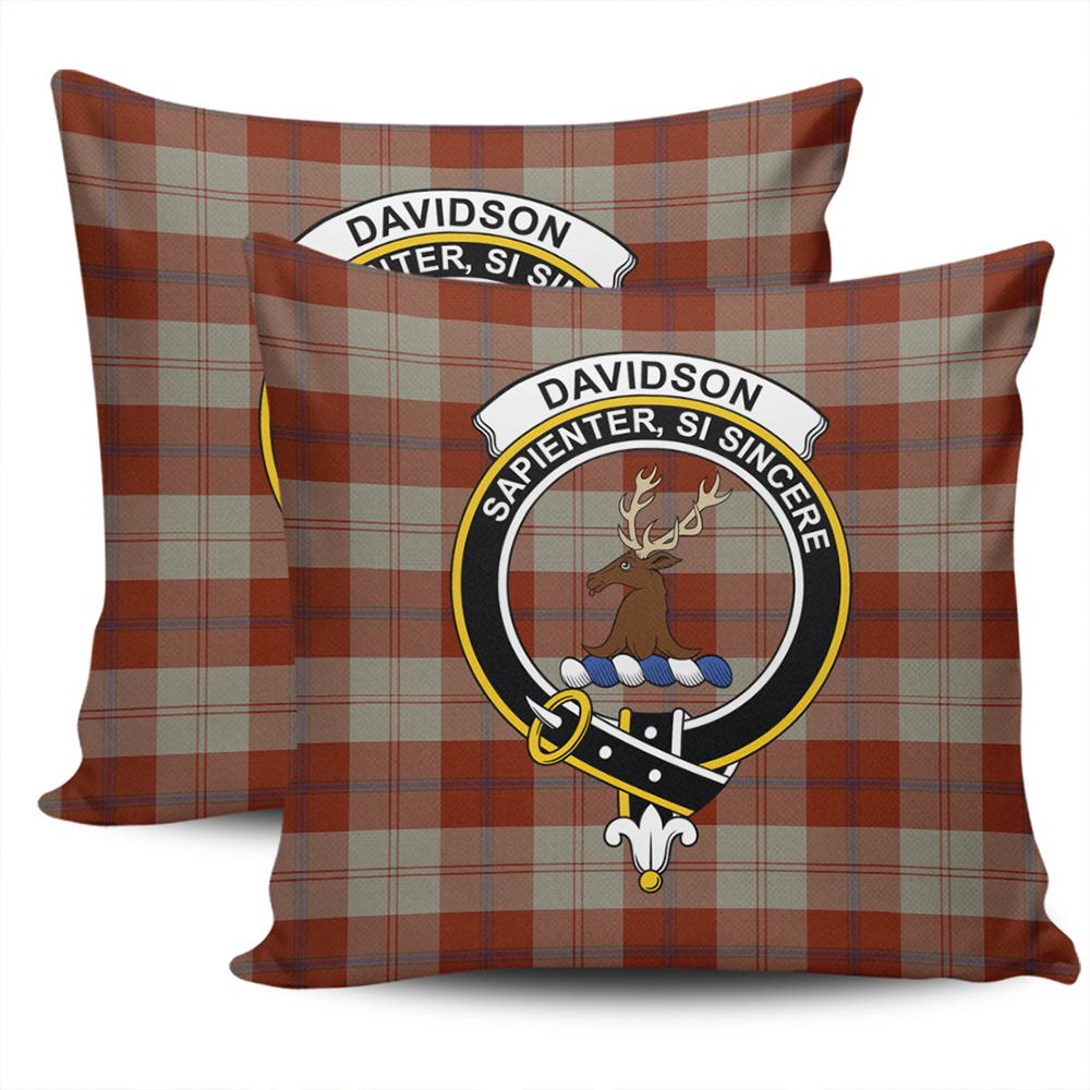 Clan Davidson Dress Dancers Tartan Crest Pillow Cover YM40 Clan Davidson Tartan Today   