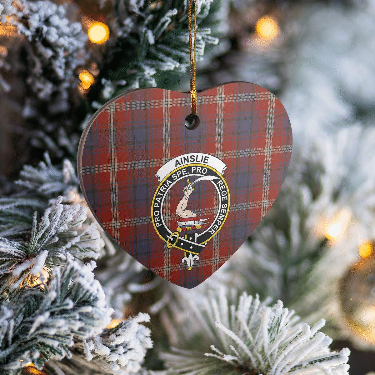 Clan Ainslie Tartan Crest Heart Ceramic Ornament ZU82 Ainslie Tartan Tartan Christmas   