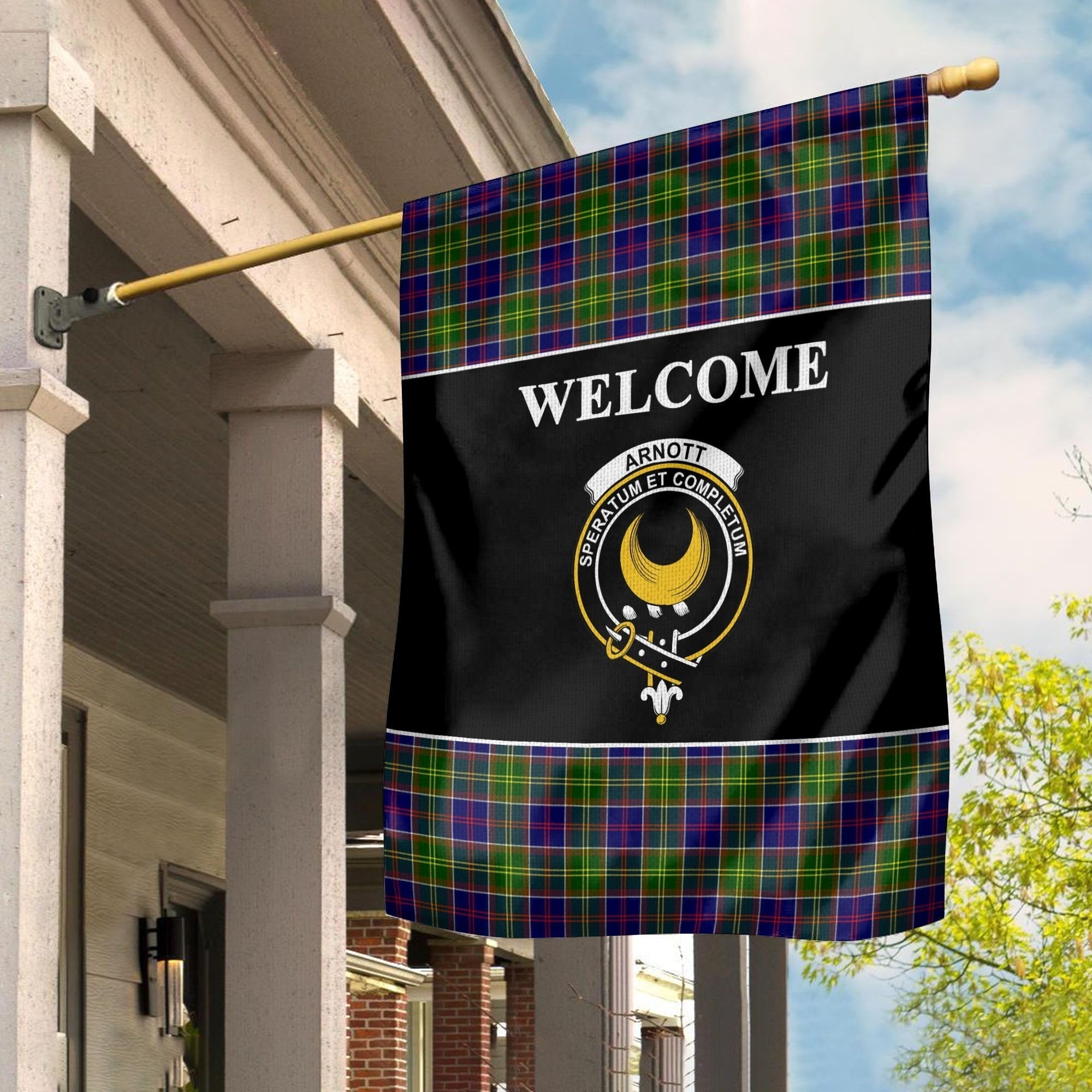 Clan Arnott Tartan Crest Black Garden Flag TN52 Clan Arnott Tartan Today   