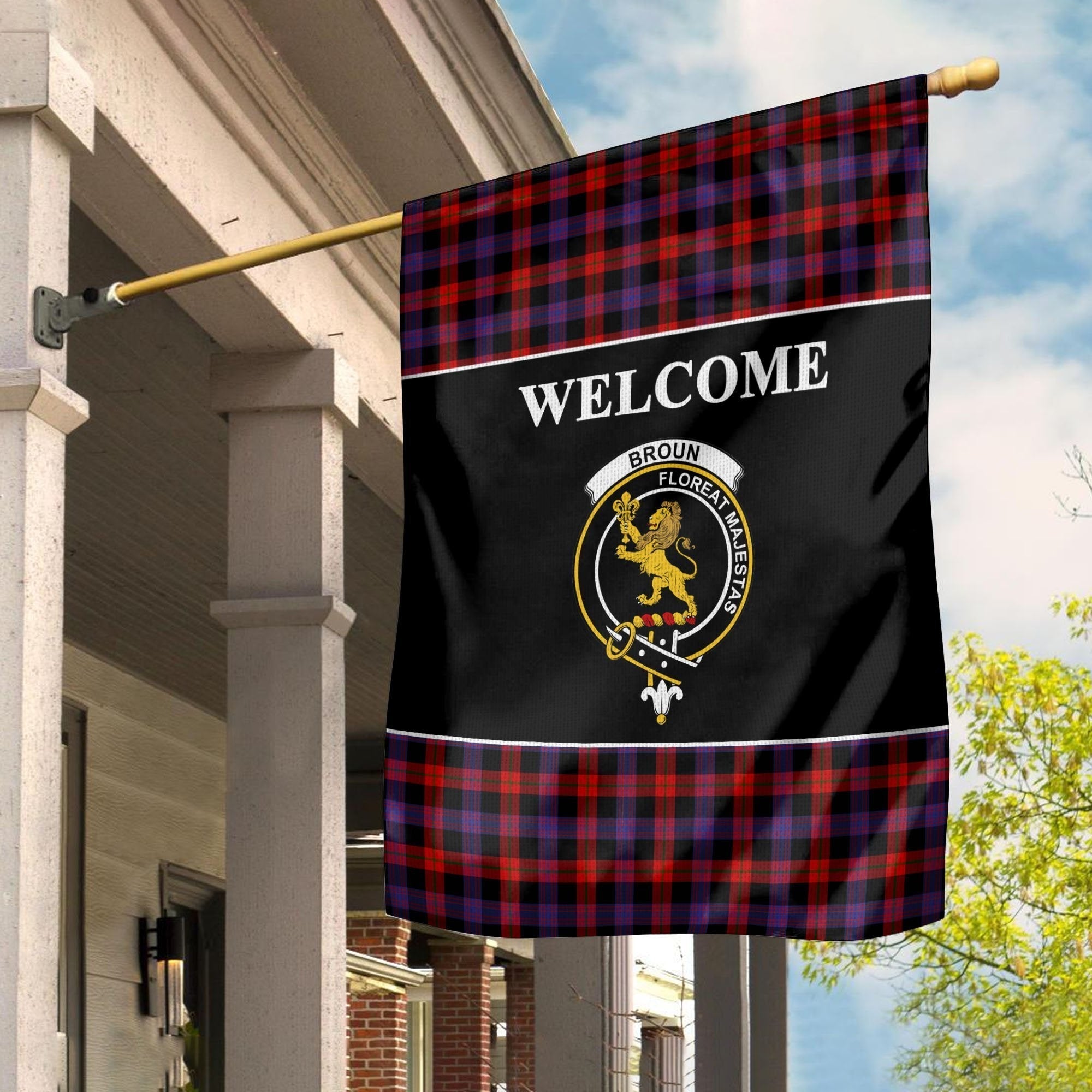 Clan Broun Tartan Crest Black Garden Flag WU42 Clan Brown / Broun Tartan Today   