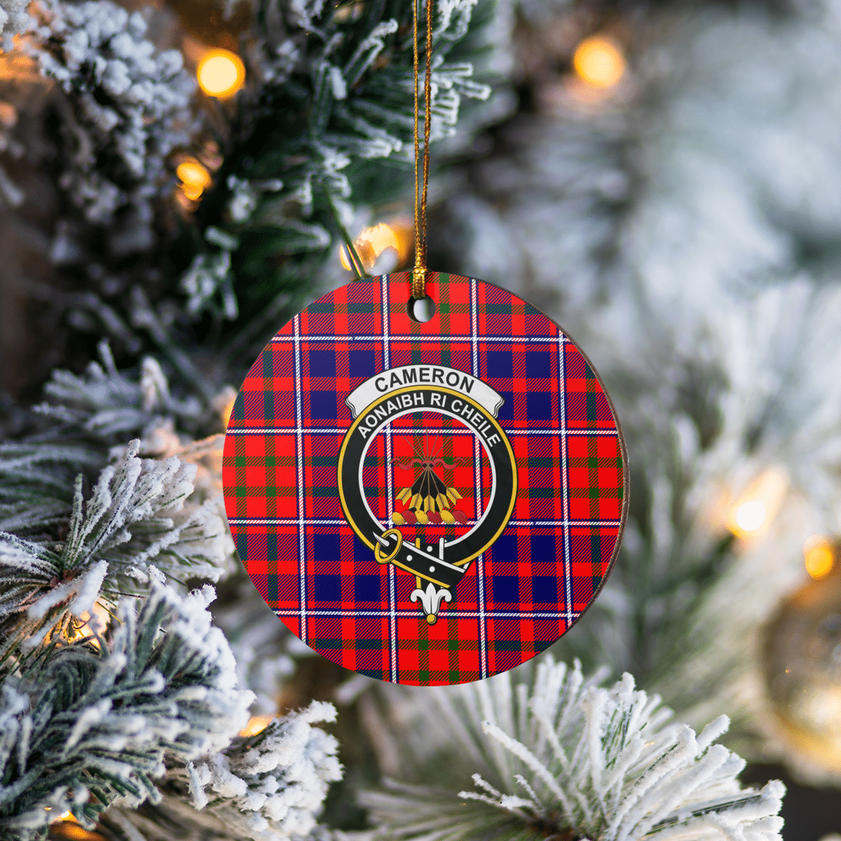 Clan Cameron of Lochiel Modern Tartan Crest Round Ceramic Ornament LG53 Cameron of Lochiel Modern Tartan Tartan Christmas   