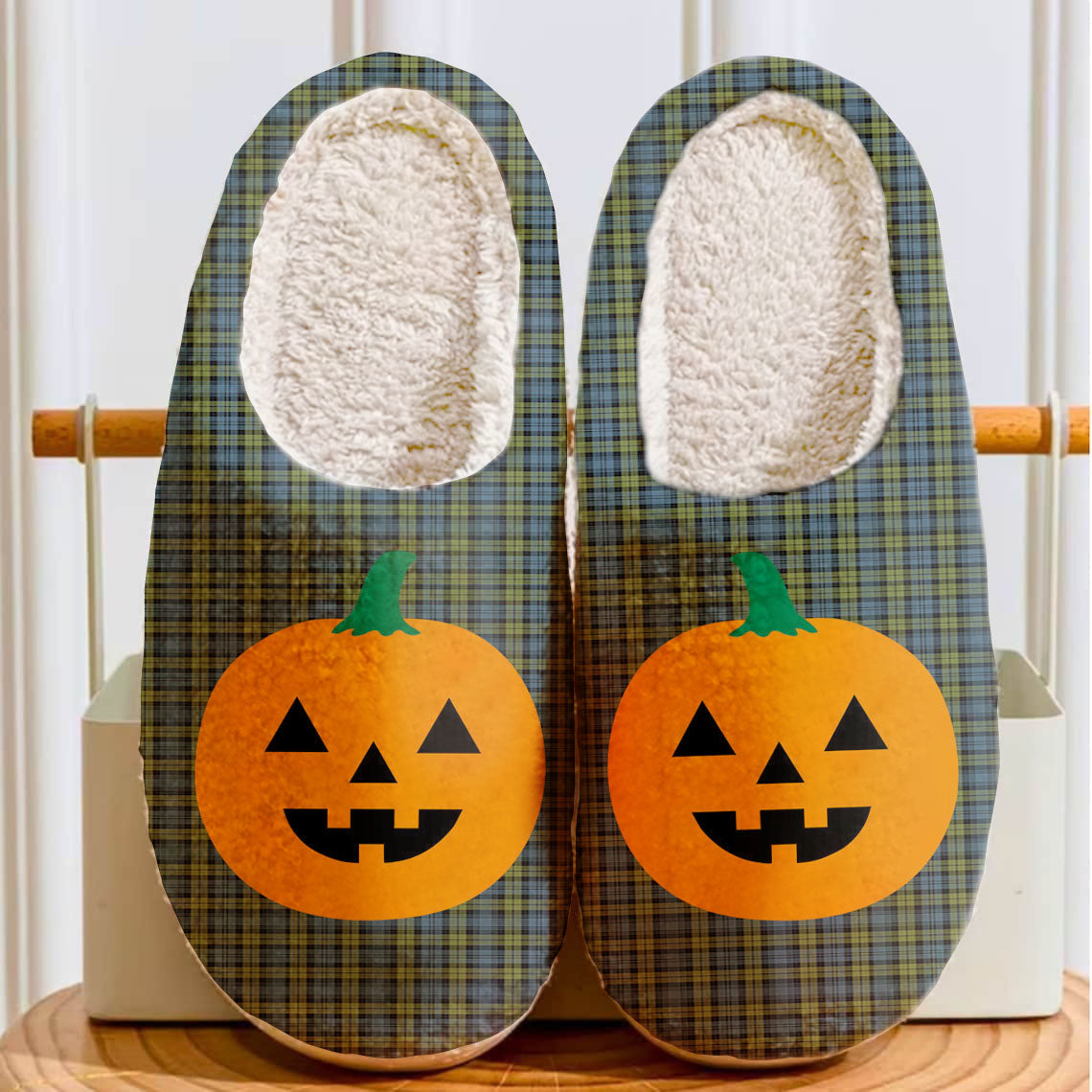 Clan Campbell Tartan Halloween Pumpkin Slippers, Fluffy Spooky Slippers QU38 Campbell Tartan Tartan Halloween   