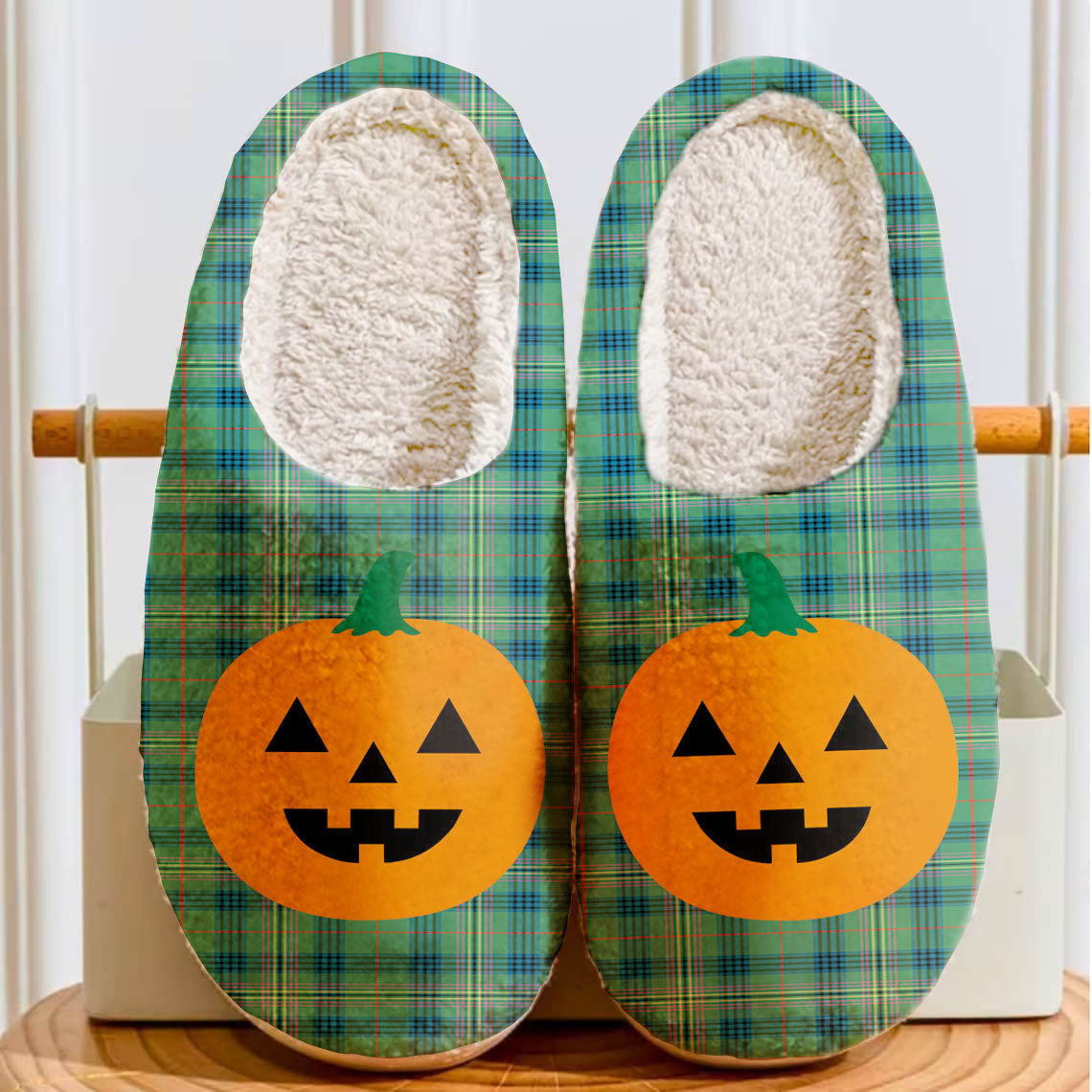 Clan Kennedy Ancient Tartan Halloween Pumpkin Slippers, Fluffy Spooky Slippers KZ91 Kennedy Ancient Tartan Tartan Halloween   