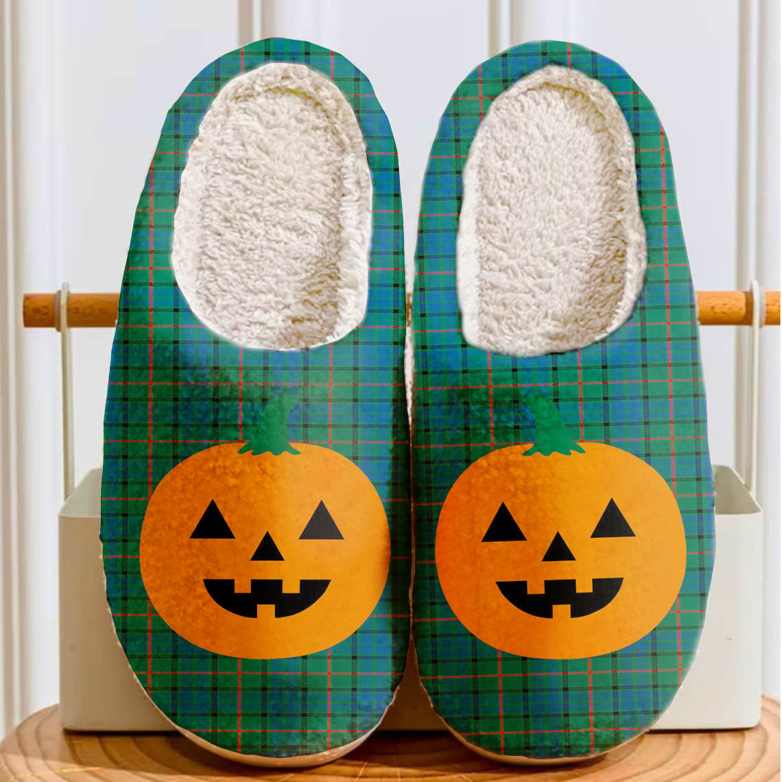 Clan Lauder Tartan Halloween Pumpkin Slippers, Fluffy Spooky Slippers PT19 Lauder Tartan Tartan Halloween   