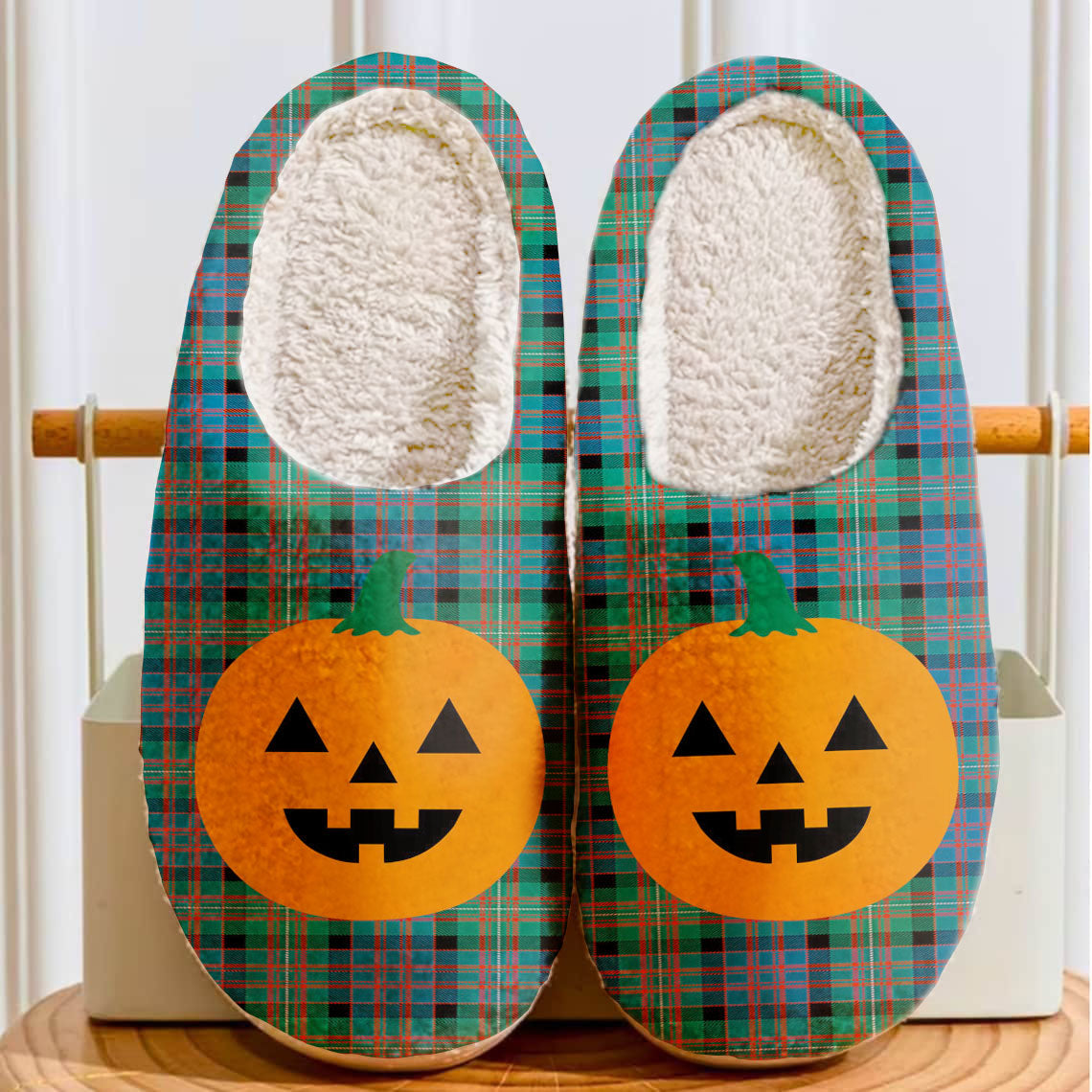 Clan MacDonnell of Glengarry Ancient Tartan Halloween Pumpkin Slippers, Fluffy Spooky Slippers YP72 MacDonnell of Glengarry Ancient Tartan Tartan Halloween   