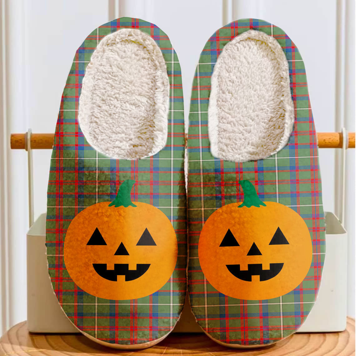 Clan Shaw Green Modern Tartan Halloween Pumpkin Slippers, Fluffy Spooky Slippers RX97 Shaw Green Modern Tartan Tartan Halloween   