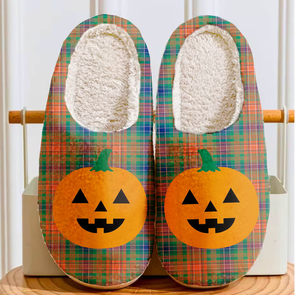 Clan Wilson Ancient Tartan Halloween Pumpkin Slippers, Fluffy Spooky Slippers FY20 Wilson Ancient Tartan Tartan Halloween   